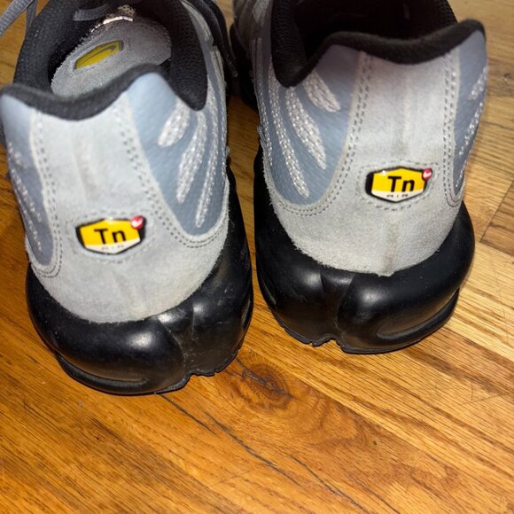 Nike Air Max Plus Tn Gray & Black Mens Sneakers Size 13 - Picture 6 of 11